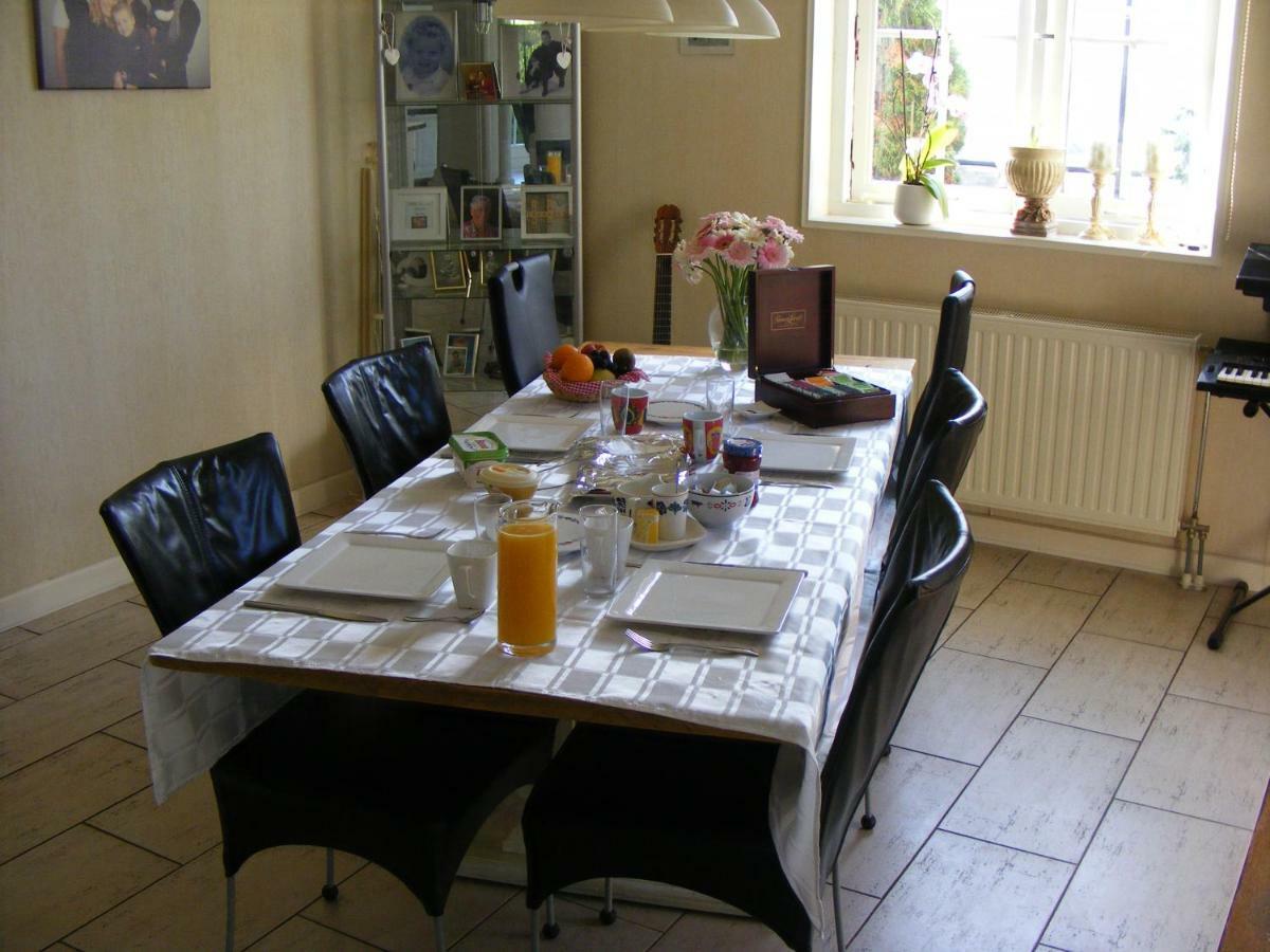 Bed and Breakfast Njoy-Uithof Den Haag Exterior foto